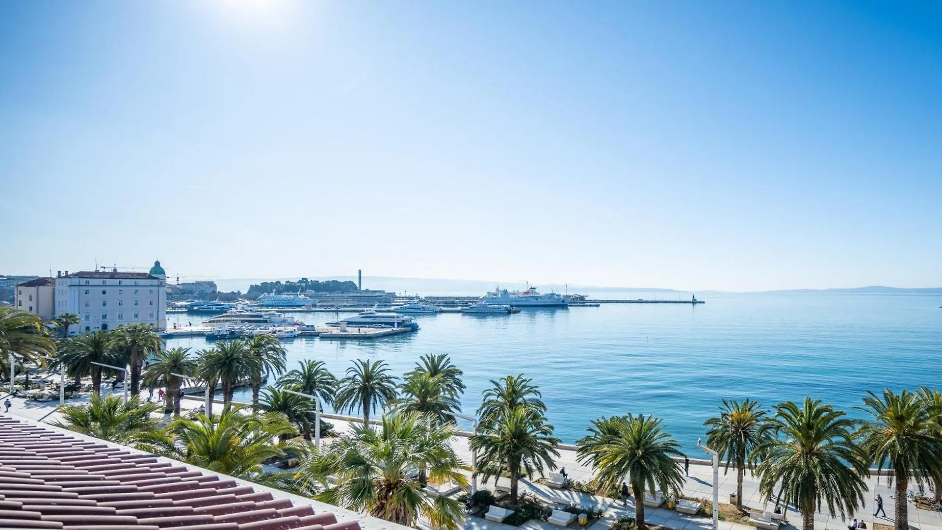 Charming Apartment On Riva Promenade Split